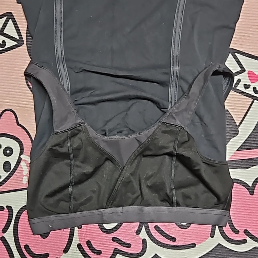 lululemon athletica Sleeveless Top 6 - Picture 9 of 12